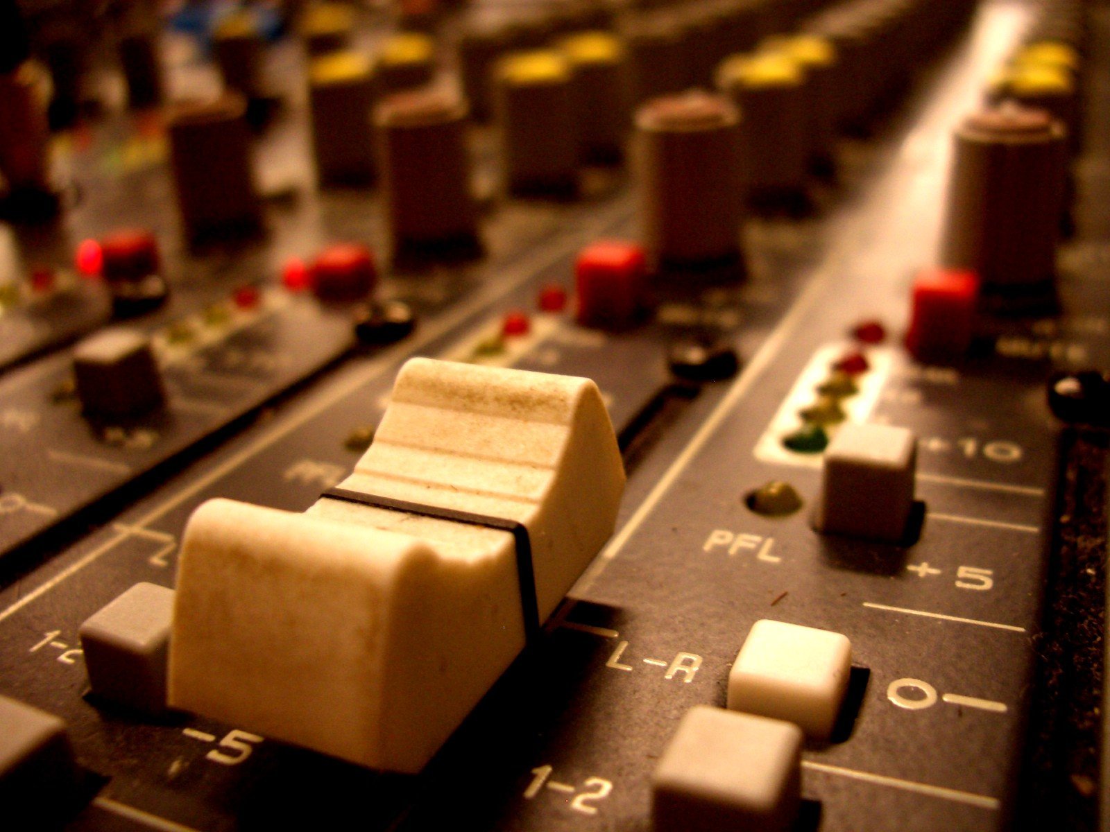 Start Off Your Music Production Journey with Refurbished Computers